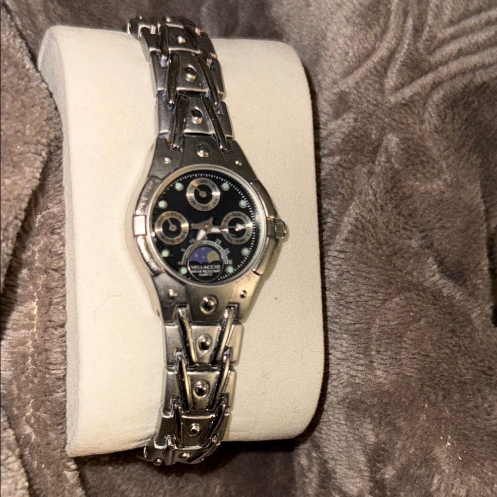 Silver Stainless Steel Watch - Picture 3 of 8